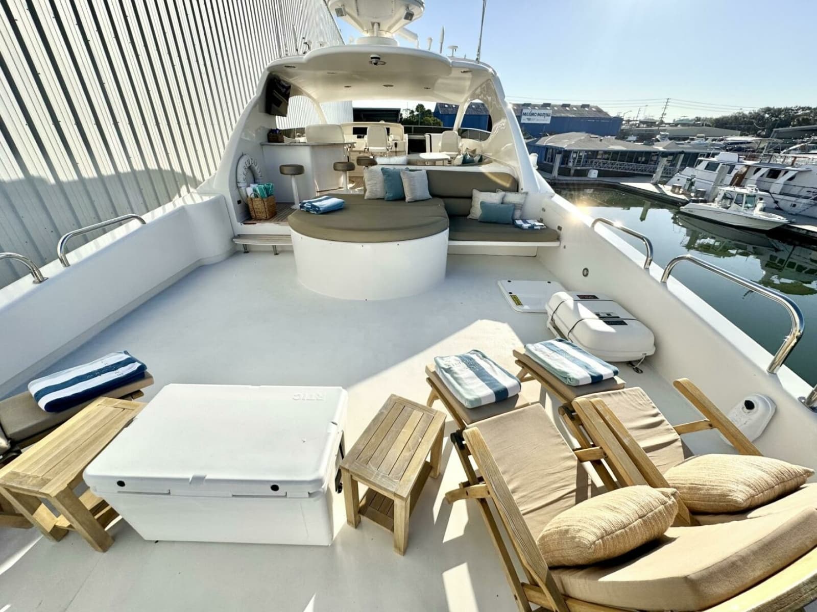 2001 Lazzara Yachts 94 Motor Yacht - Photo 105