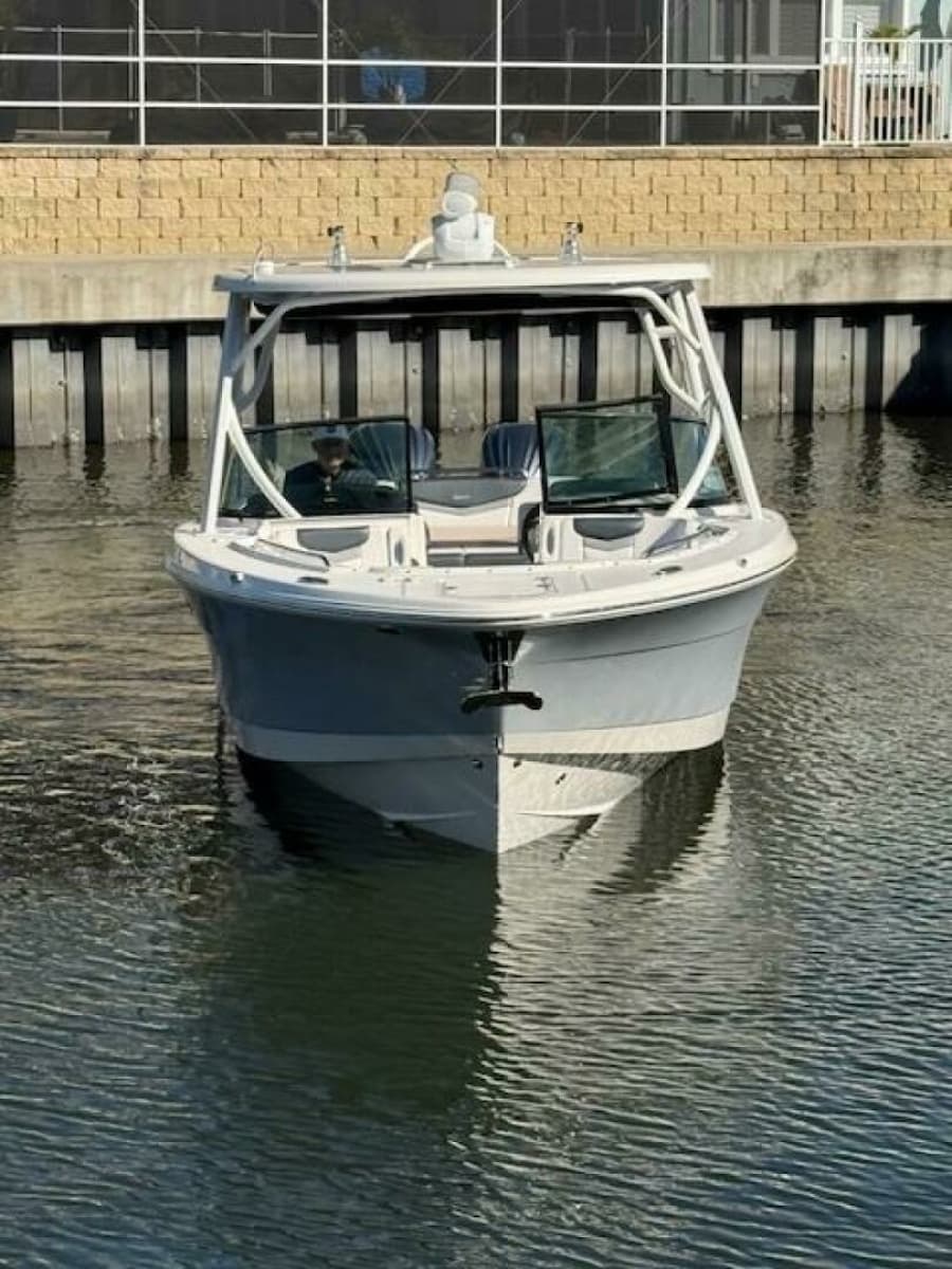 2021 Robalo R317 - Photo 24
