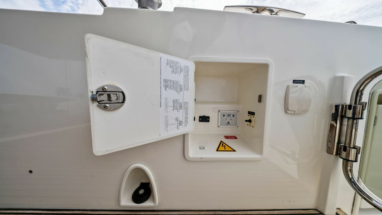 2015 Prestige 550 - Photo 11