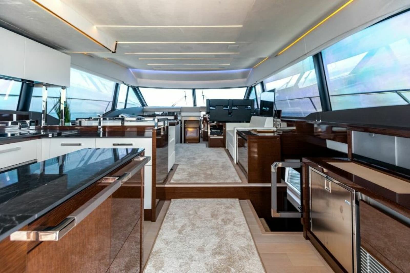 2020 Prestige 630 Flybridge - Photo 6