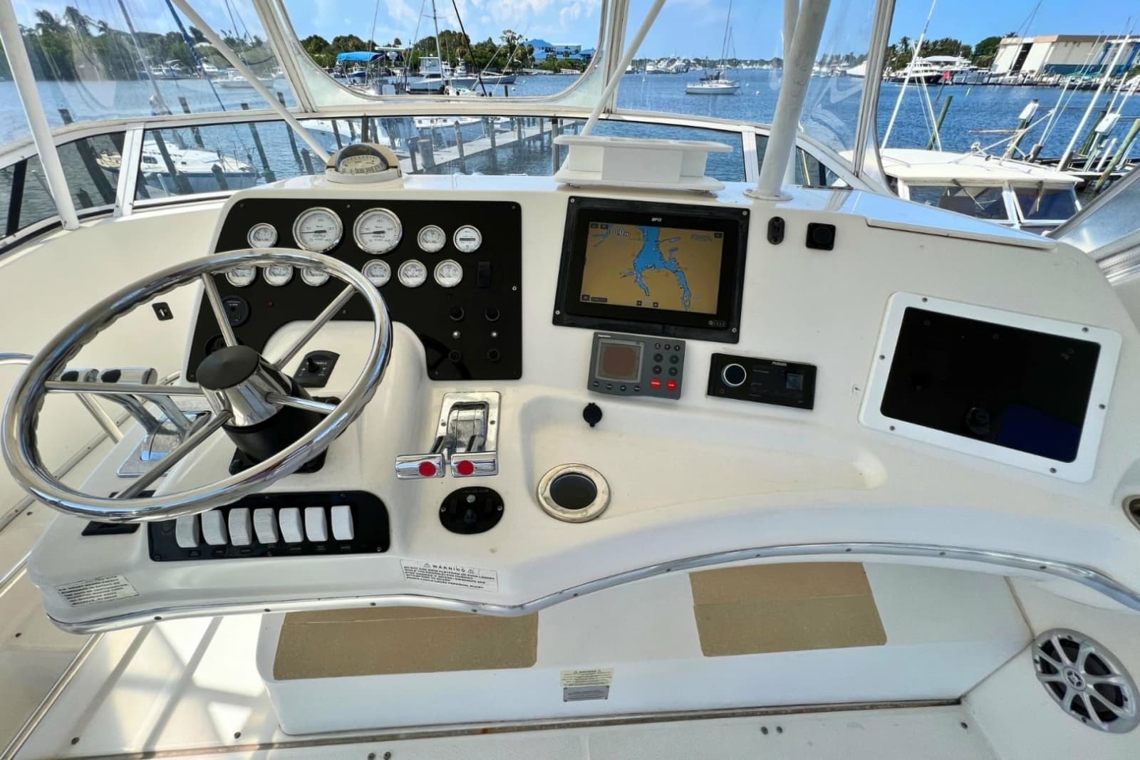 2005 Silverton Convertible - Photo 30