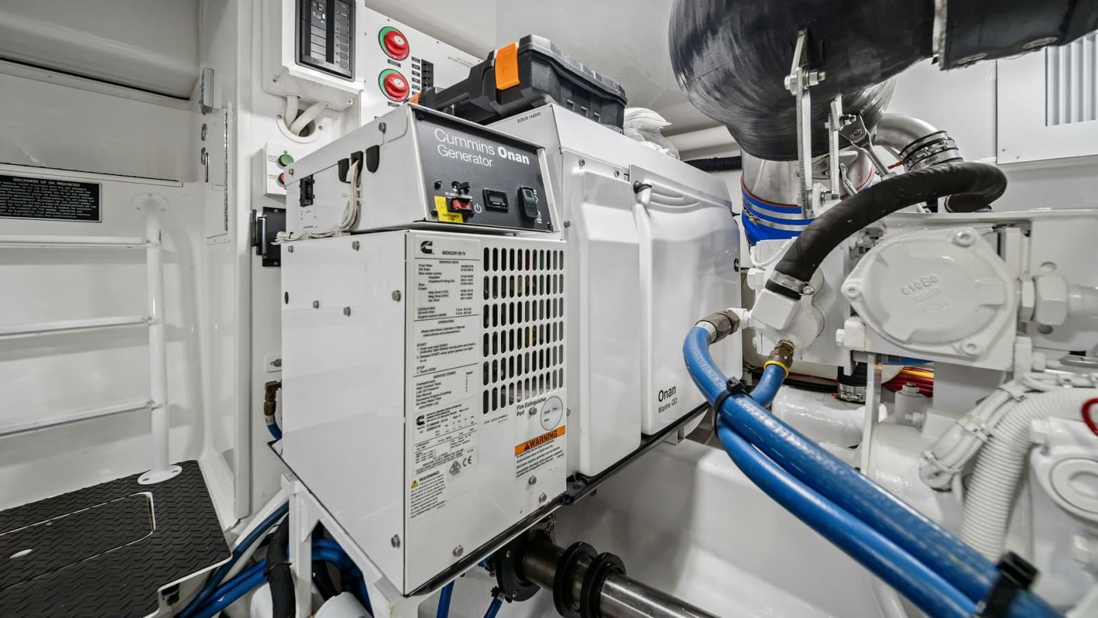 2021 Viking 54 Convertible - Photo 51