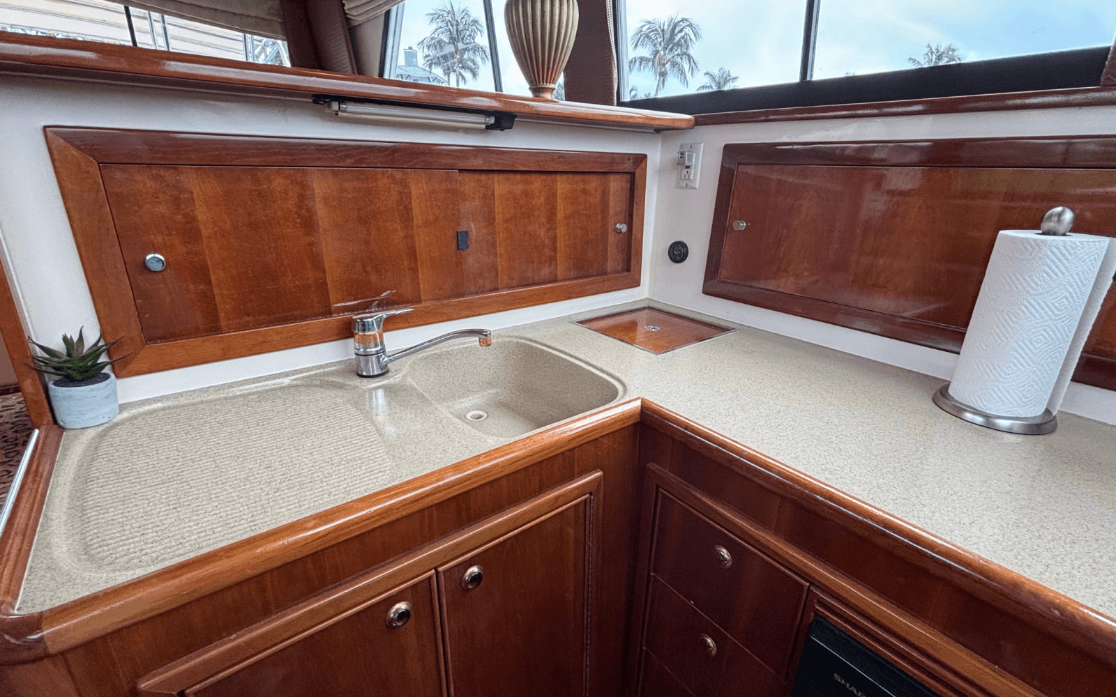 2001 Riviera 43  Convertible - Photo 26