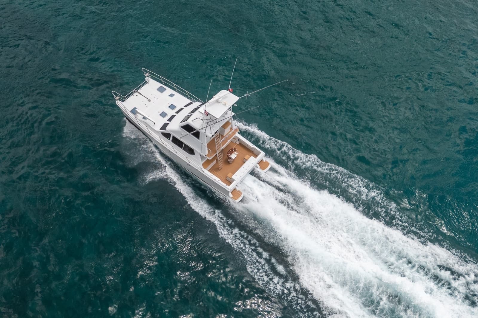 2000 Venturer 44 Catamaran/Sportfish - Photo 8
