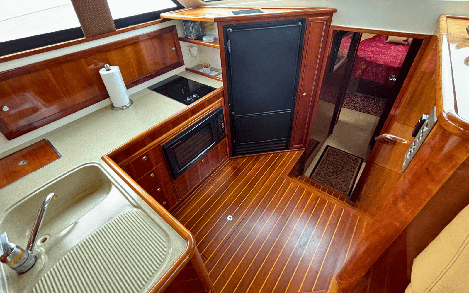 2001 Riviera 43  Convertible - Photo 24