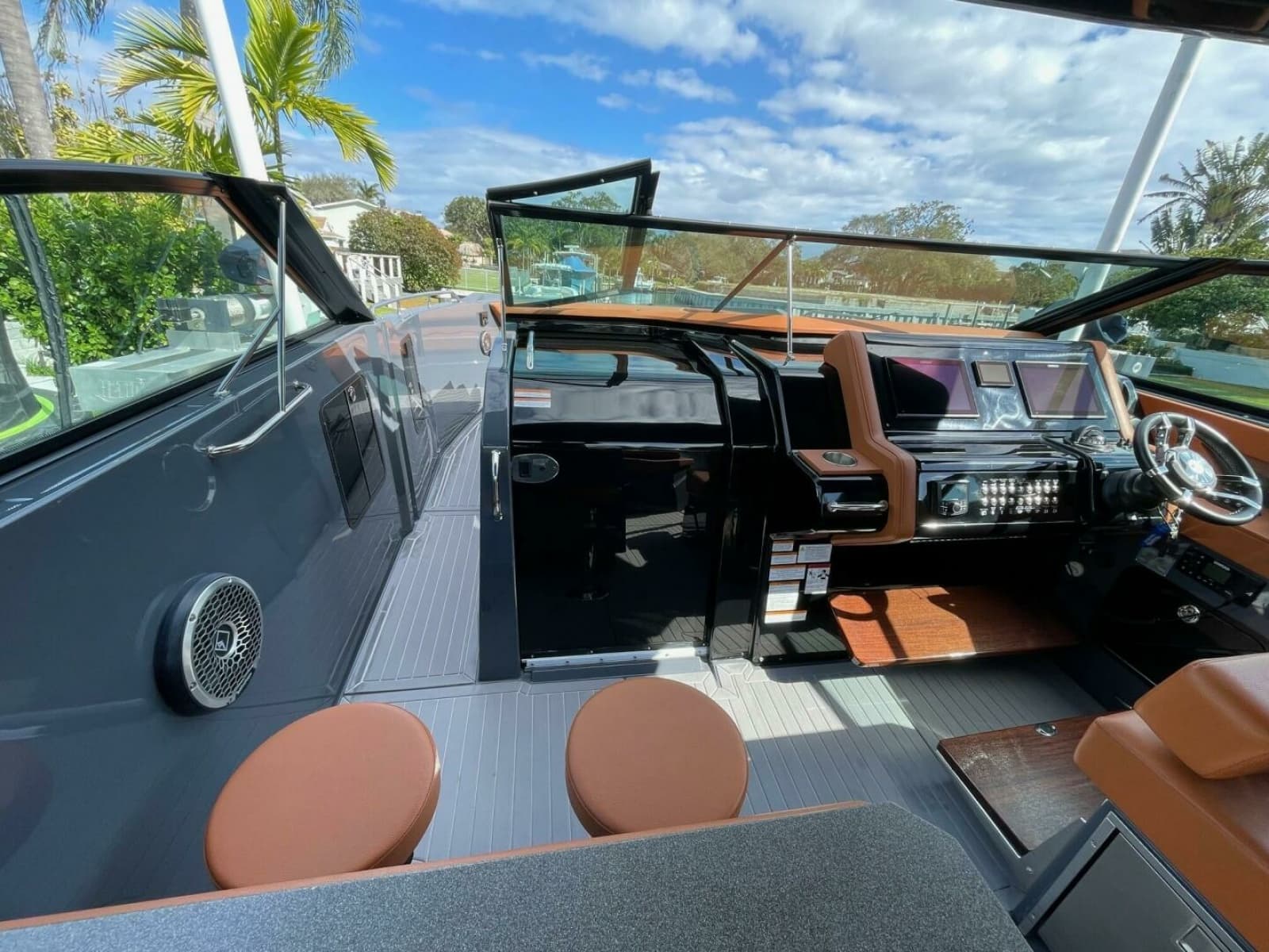 2023 Cruisers Yachts 38 GLS - Photo 37