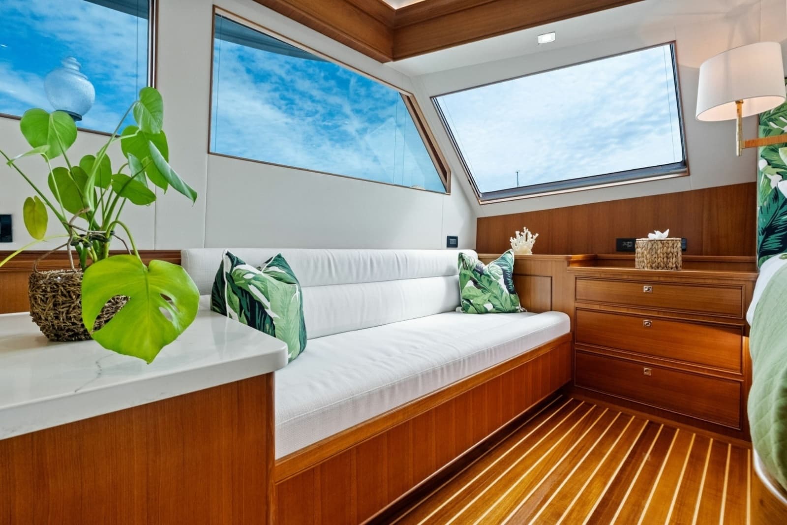 2024 Marlow 90V - Photo 59