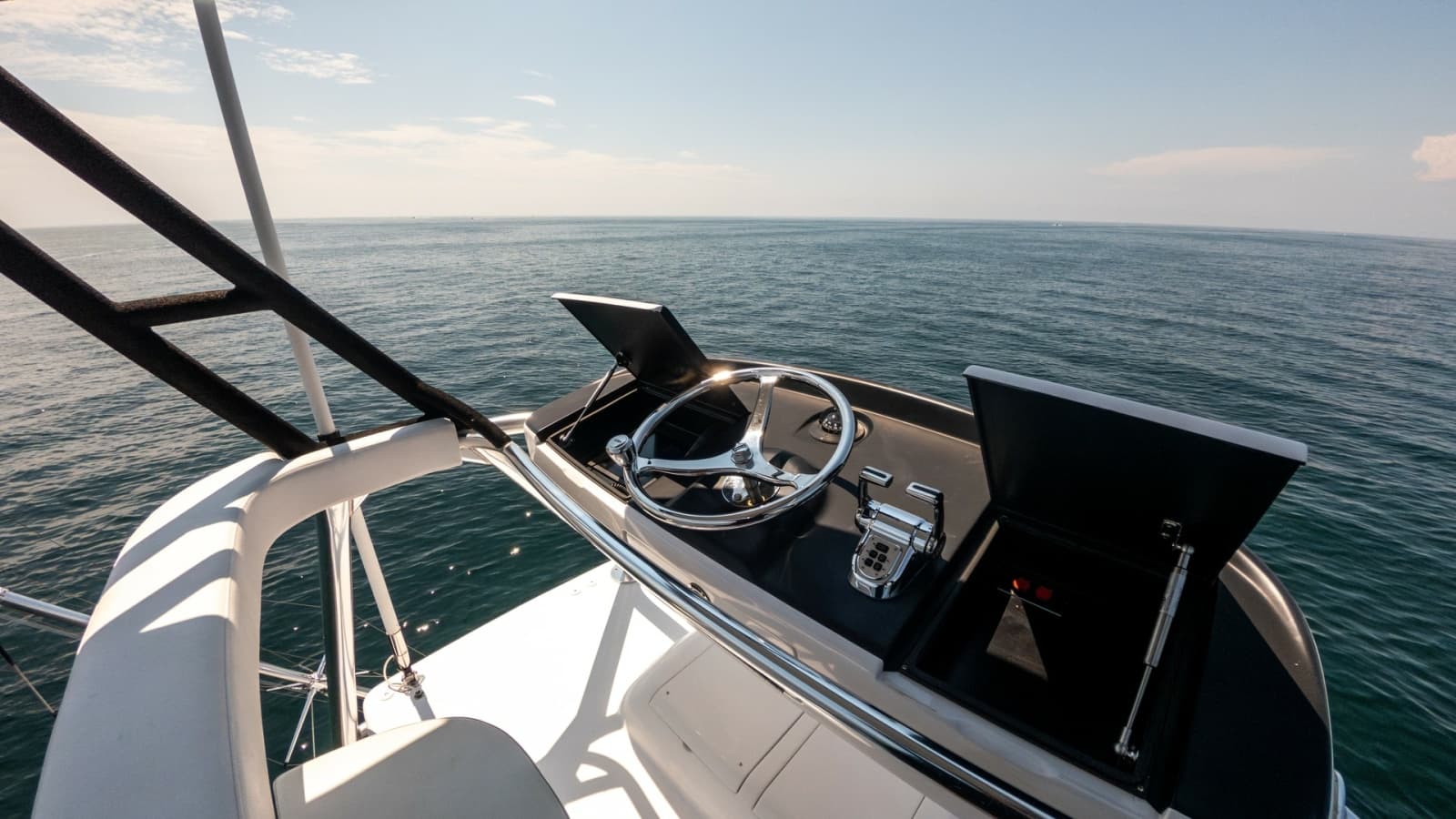 2021 Hatteras 65 GT - Photo 5