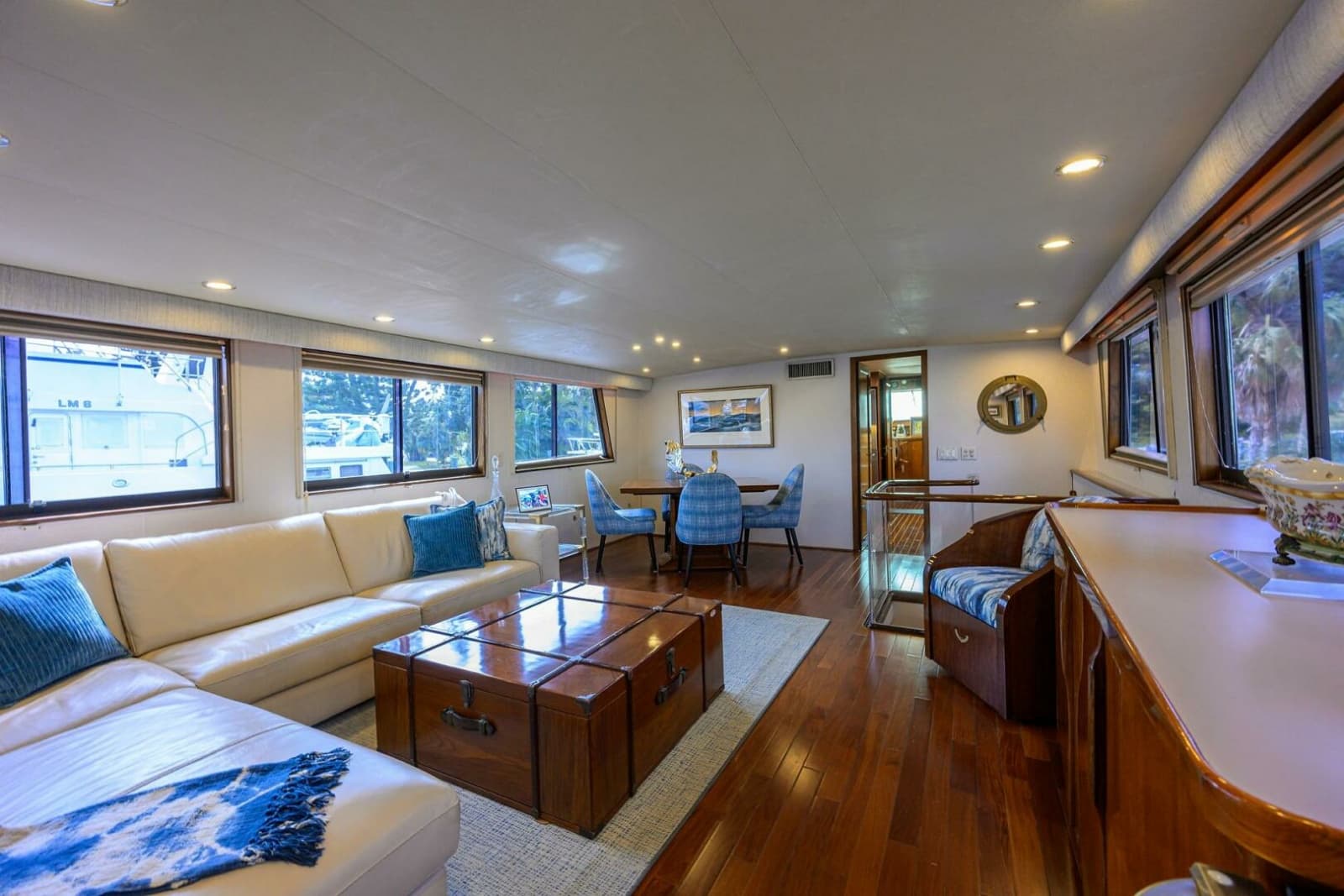 1991 Hatteras 78 Cockpit Motor Yacht - Photo 47