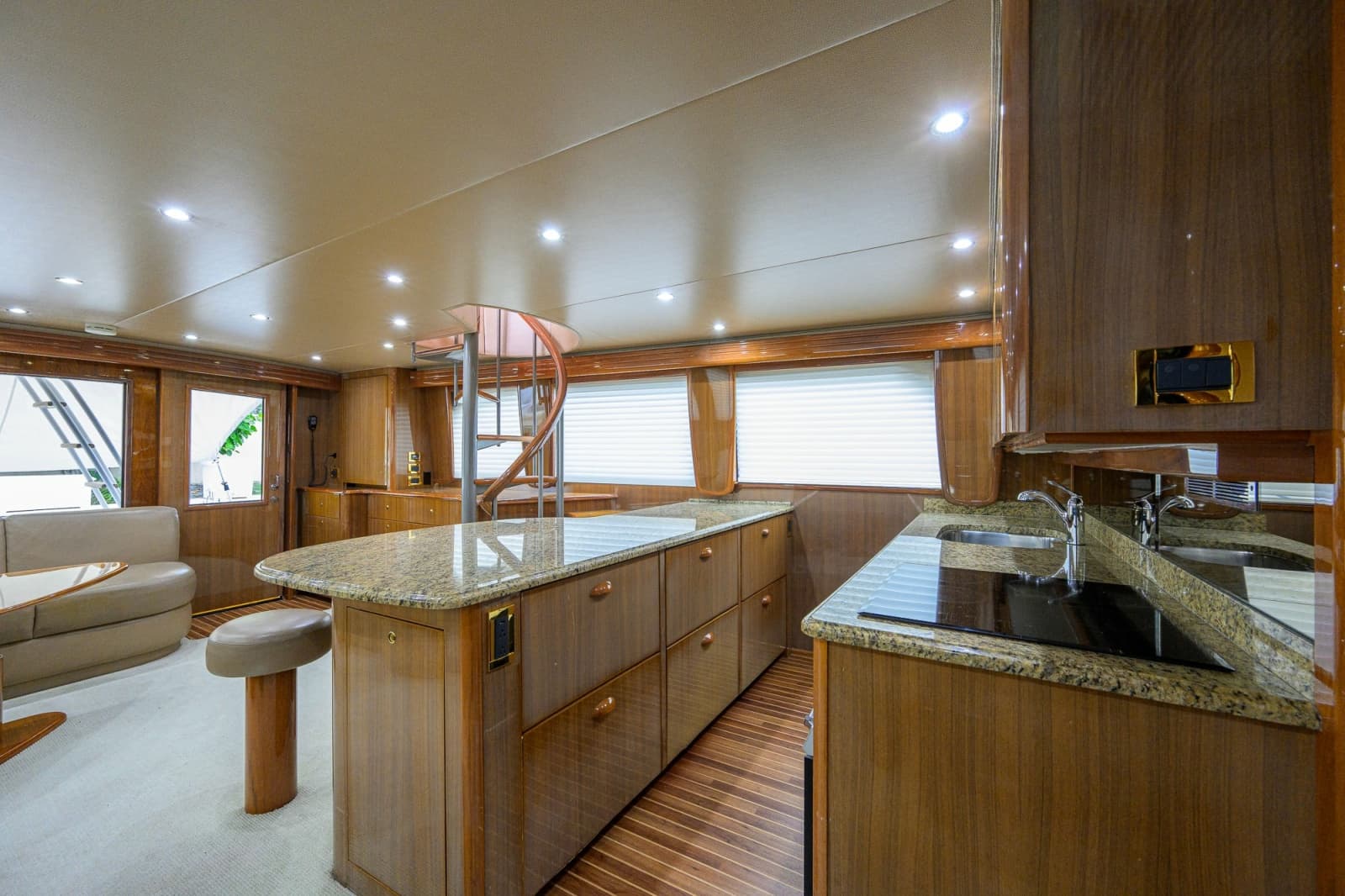 2006 Viking 68 Enclosed Bridge - Photo 8