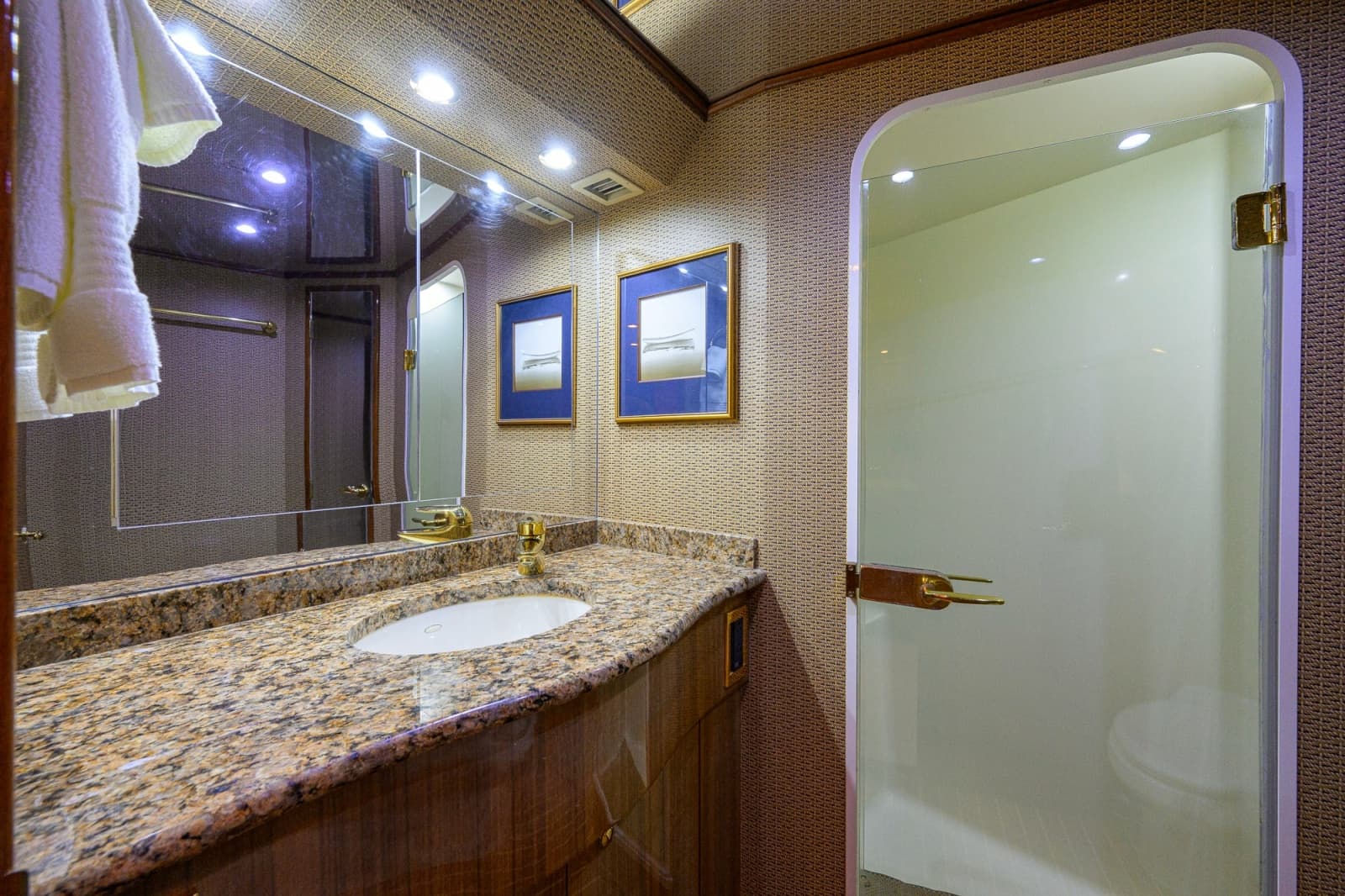 2006 Viking 68 Enclosed Bridge - Photo 16