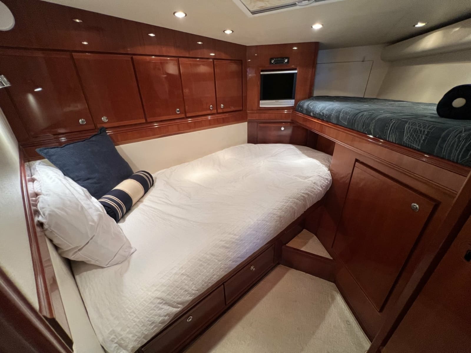 2007 Bertram 57 Convertible - Photo 34