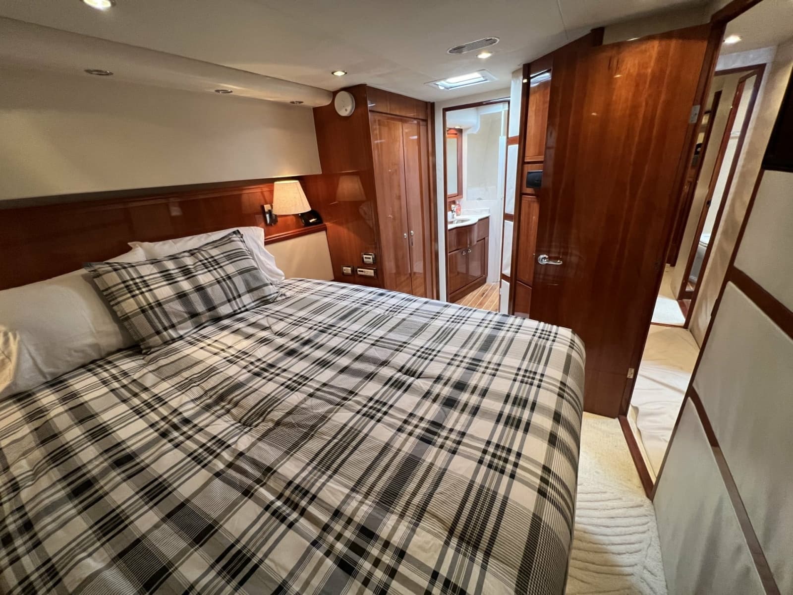 2007 Bertram 57 Convertible - Photo 26