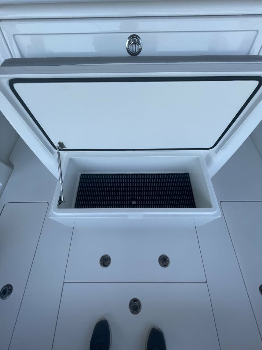2025 Valhalla Boatworks V-33 - Photo 16