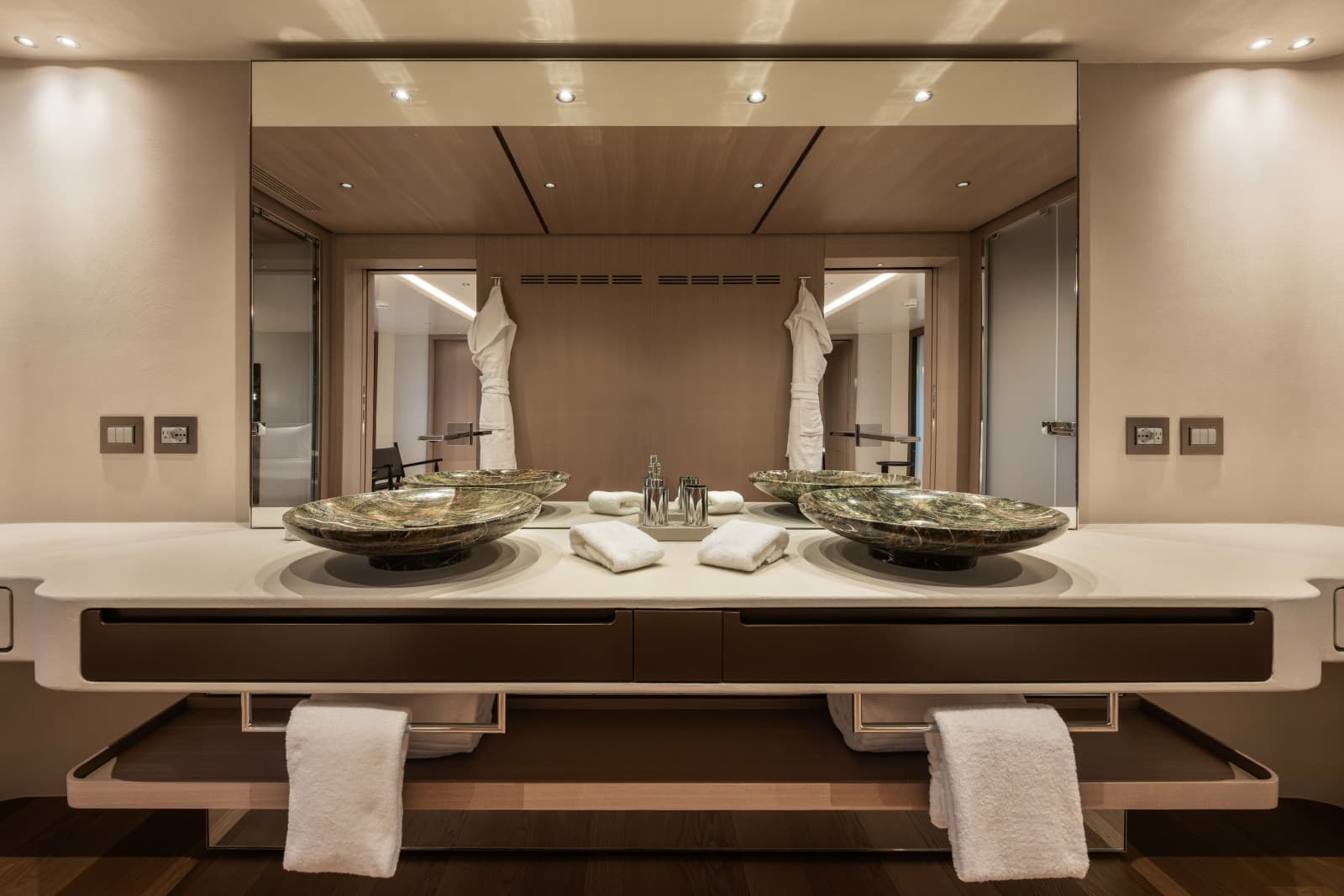 2026 Benetti Class 44M - Photo 16