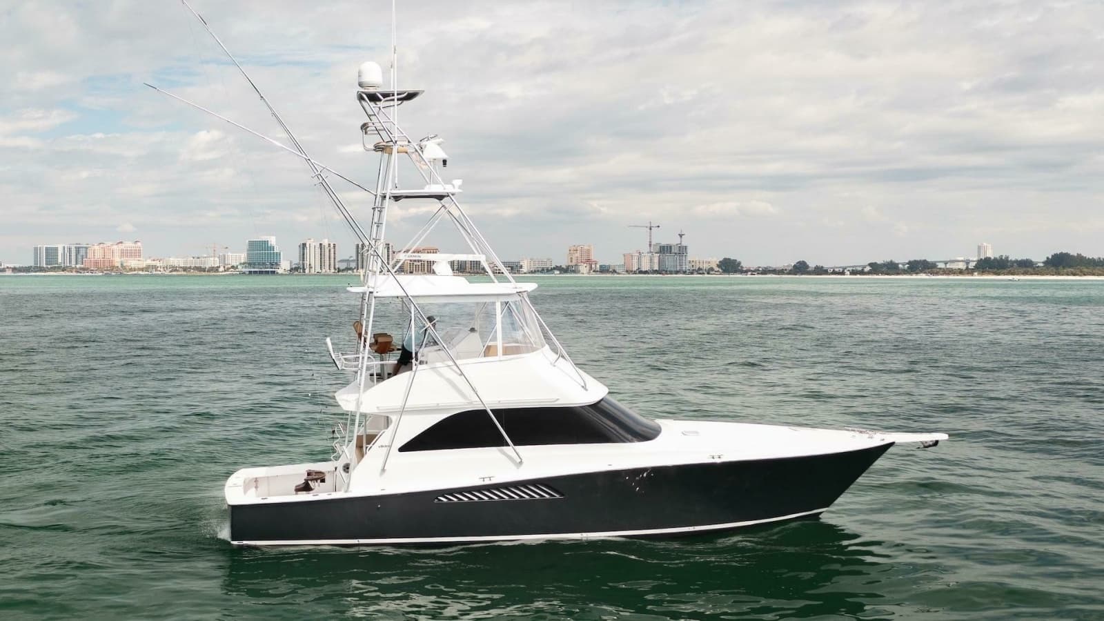 2003 Viking 45 Convertible - Photo 1
