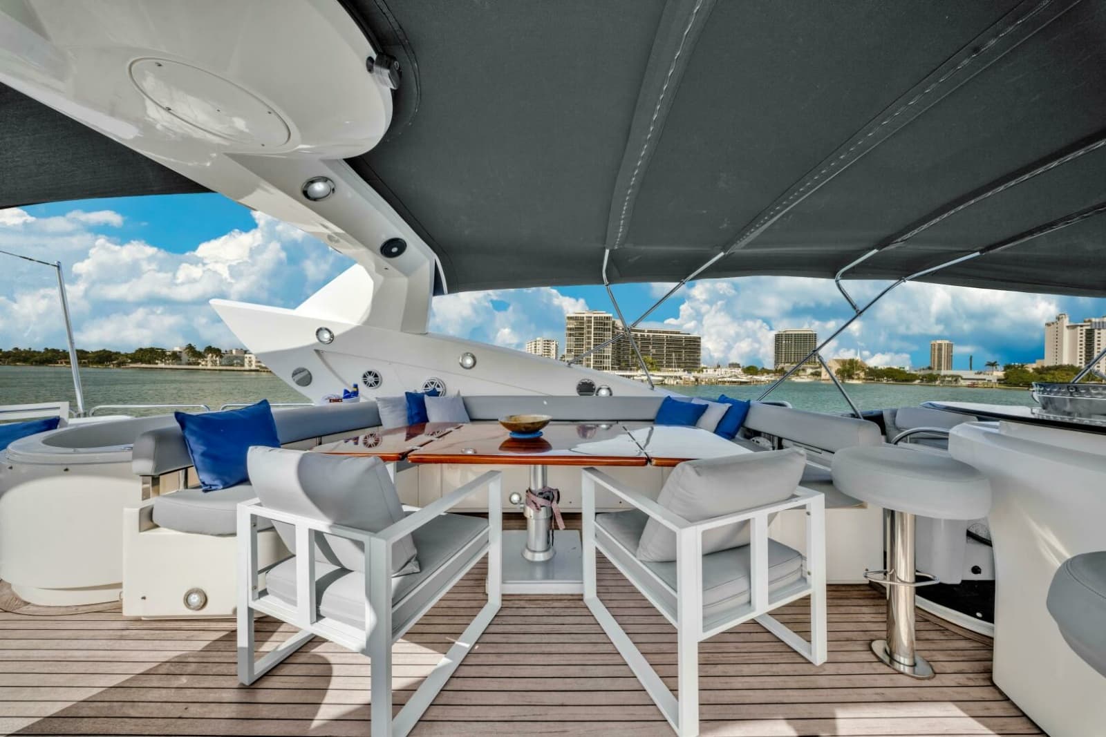 2003 Sunseeker 94 Motor Yacht - Photo 12