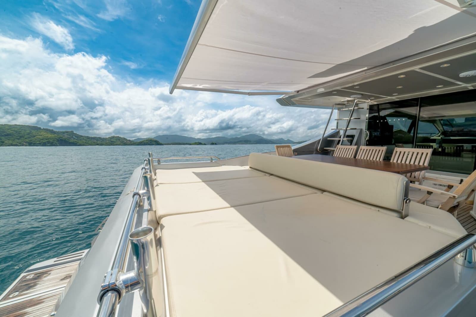 2017 Azimut 77S - Photo 37
