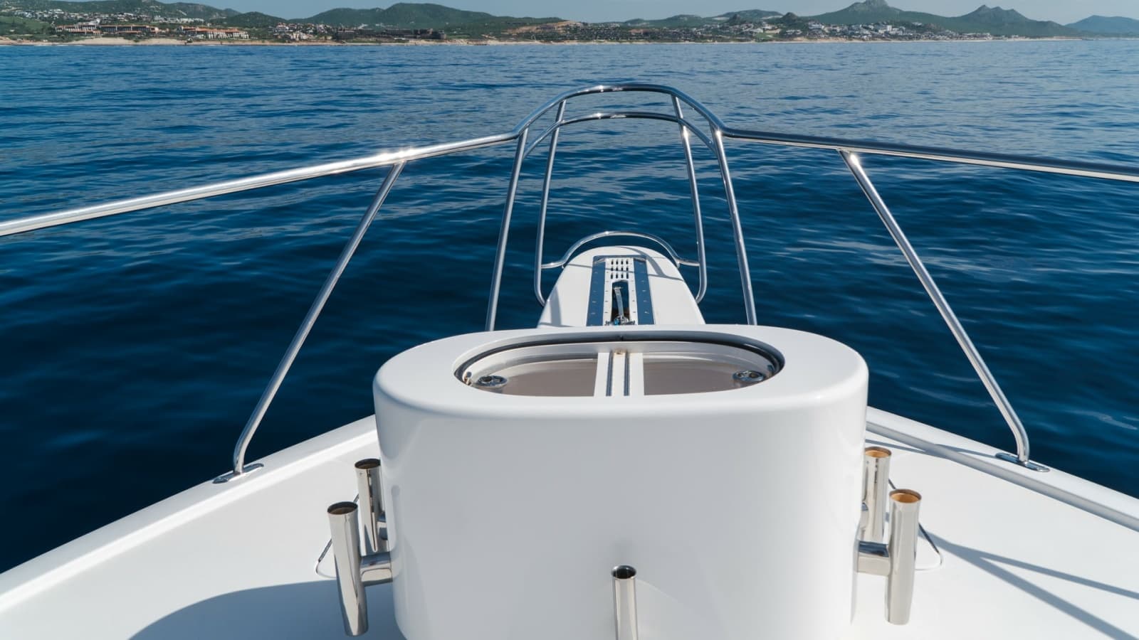 2014 Viking 66 Convertible - Photo 34