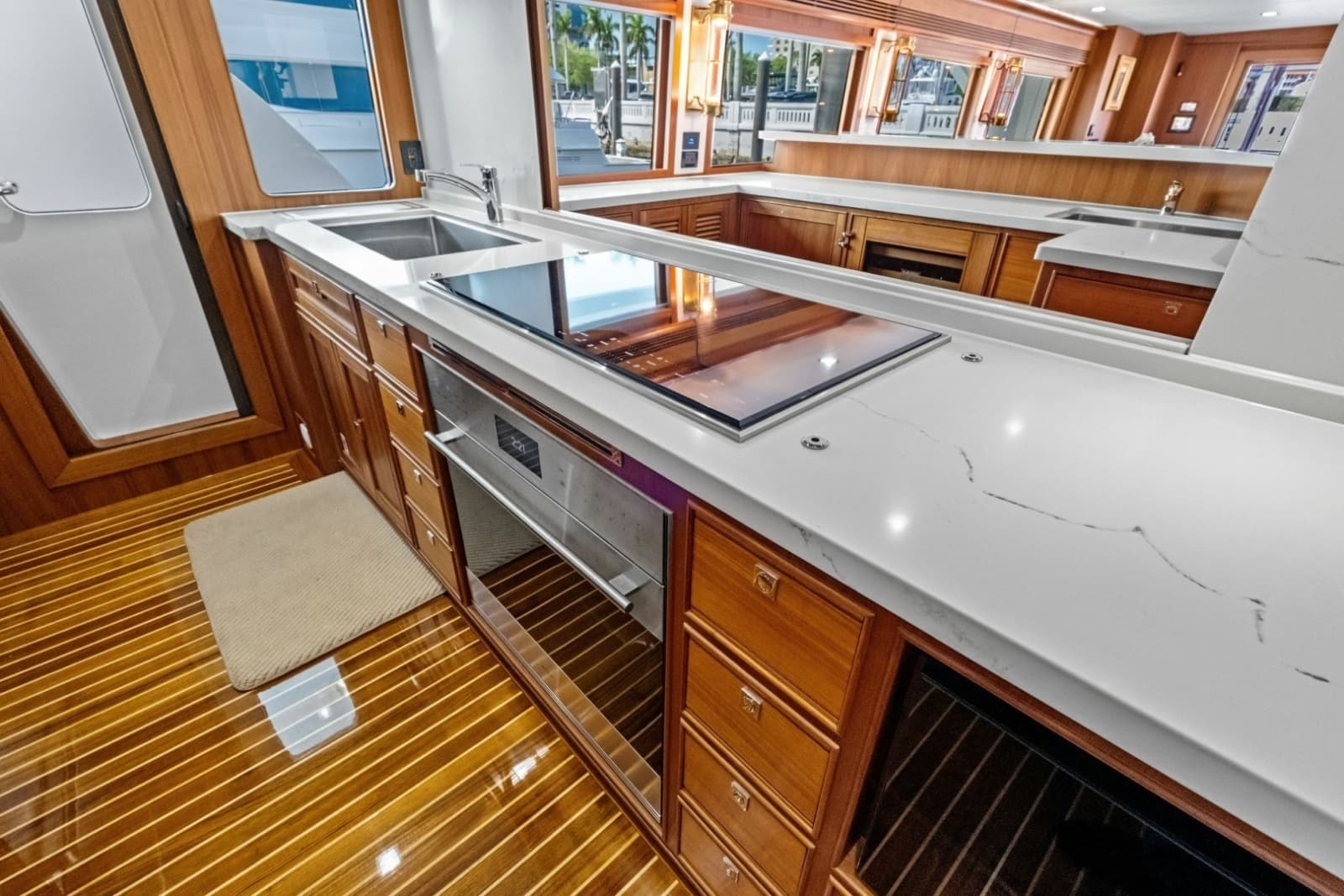 2024 Marlow 90V - Photo 37