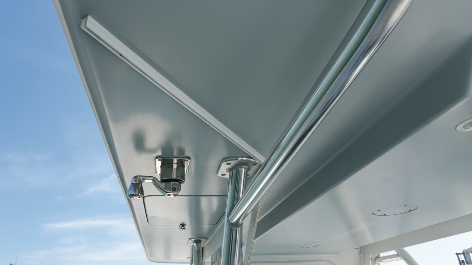 2021 Invincible 42 Center Console - Photo 23