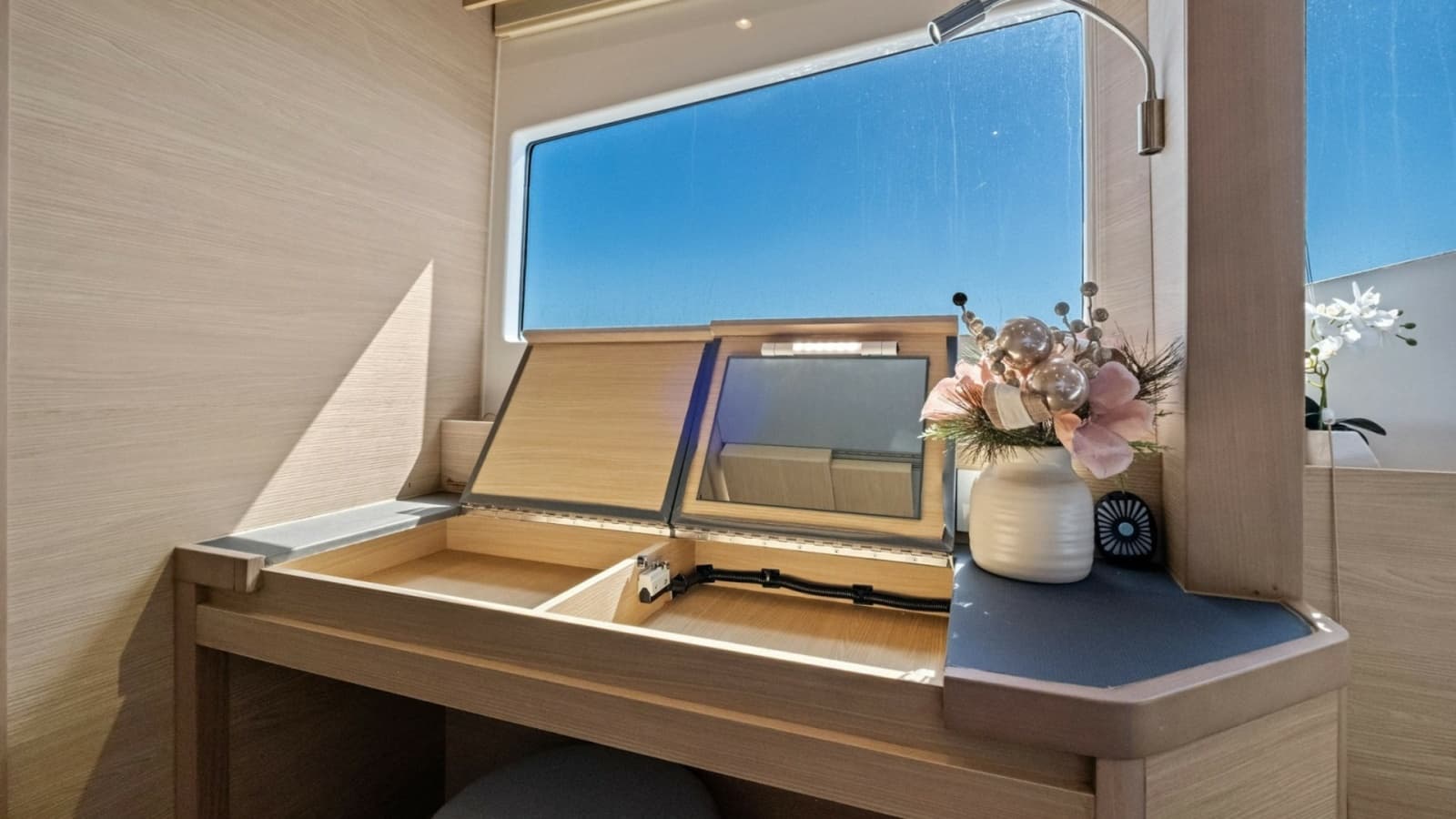 2022 Aquila 54 Yacht - Photo 39