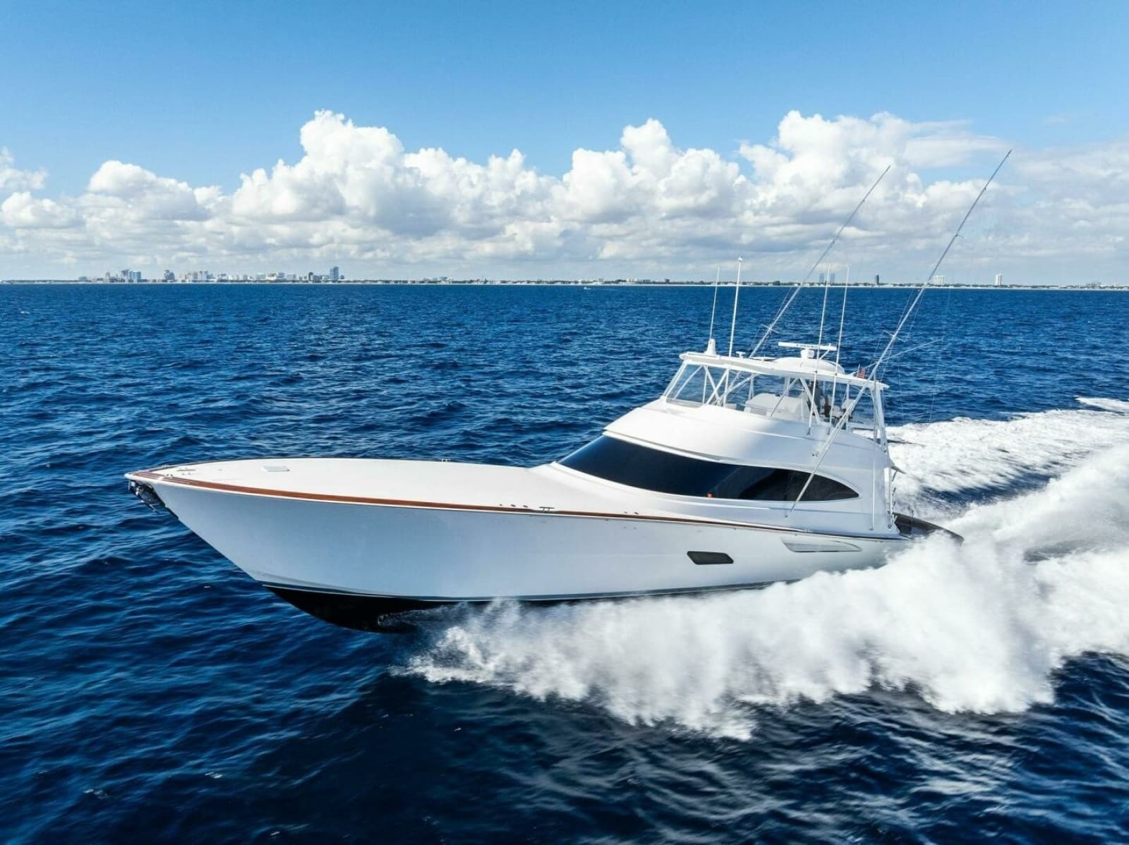 2026 Viking 82 Convertible - Photo 309