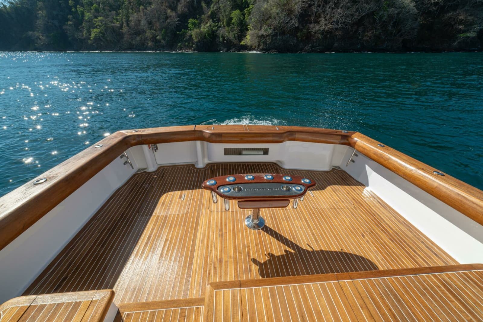 2006 Viking 56 Convertible - Photo 24