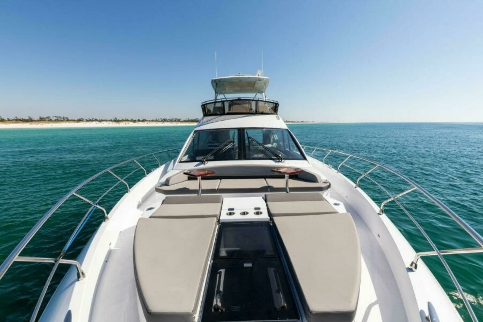 2023 Cruisers Yachts 60 Cantius Fly - Photo 35