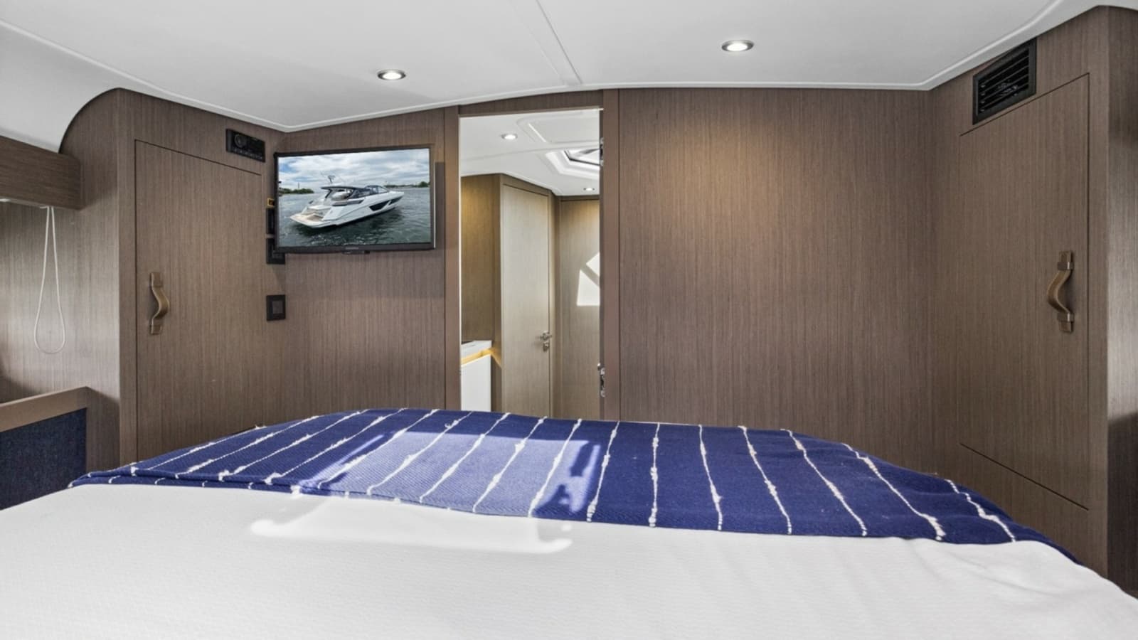 2022 Beneteau 41 Grand Turismo - Photo 11