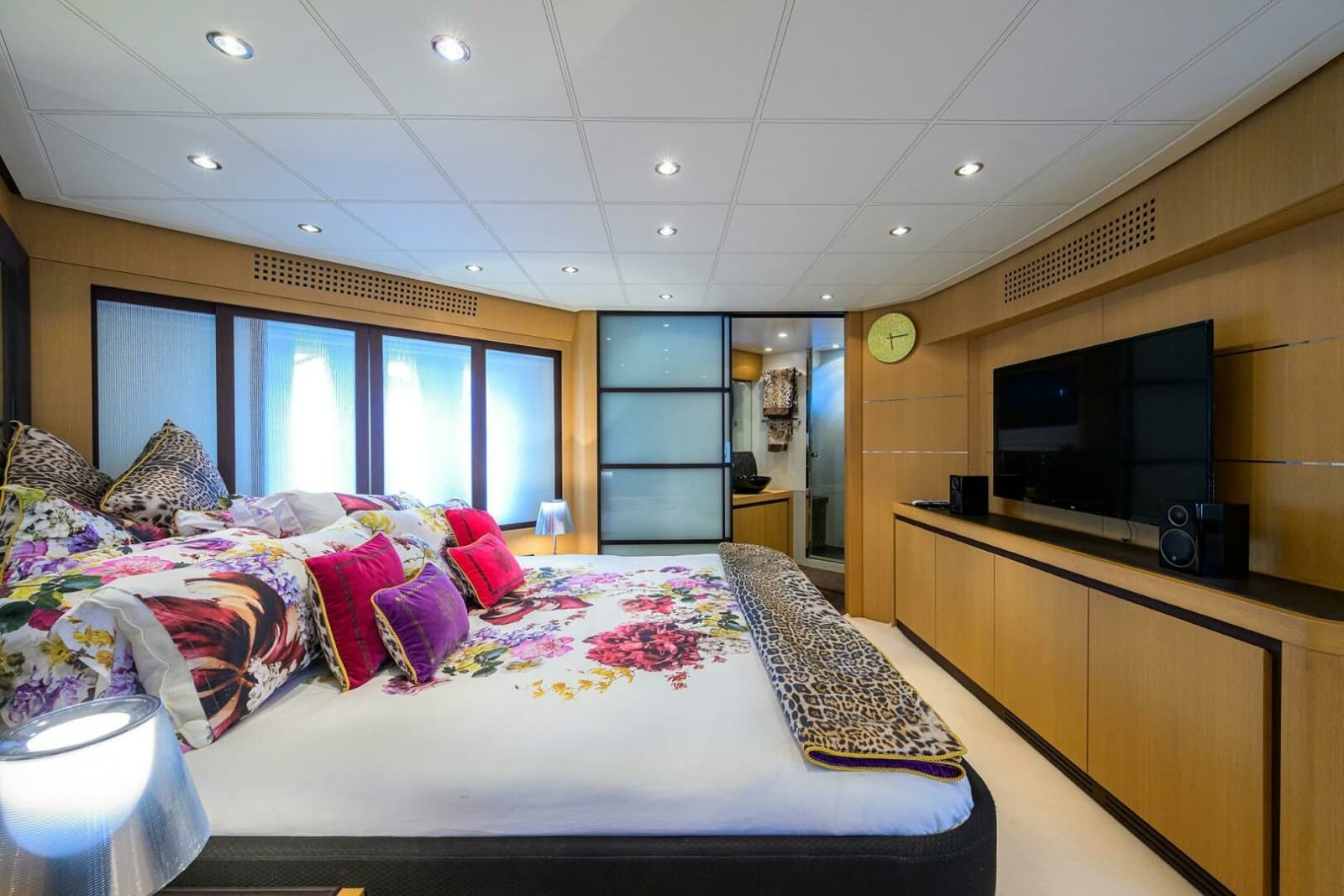 2009 Pershing 90 Express - Photo 22
