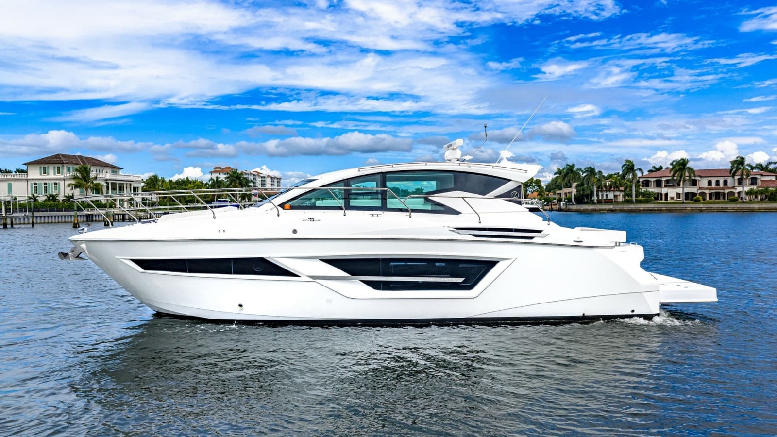 2019 Cruisers Yachts Cantius 46 - Photo 67