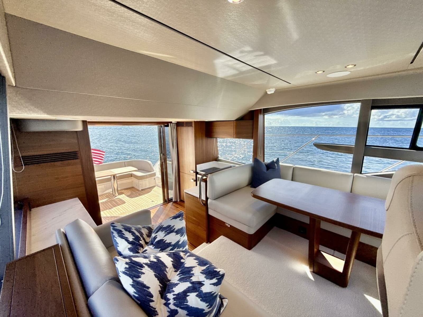 2026 Princess F50 - Photo 15