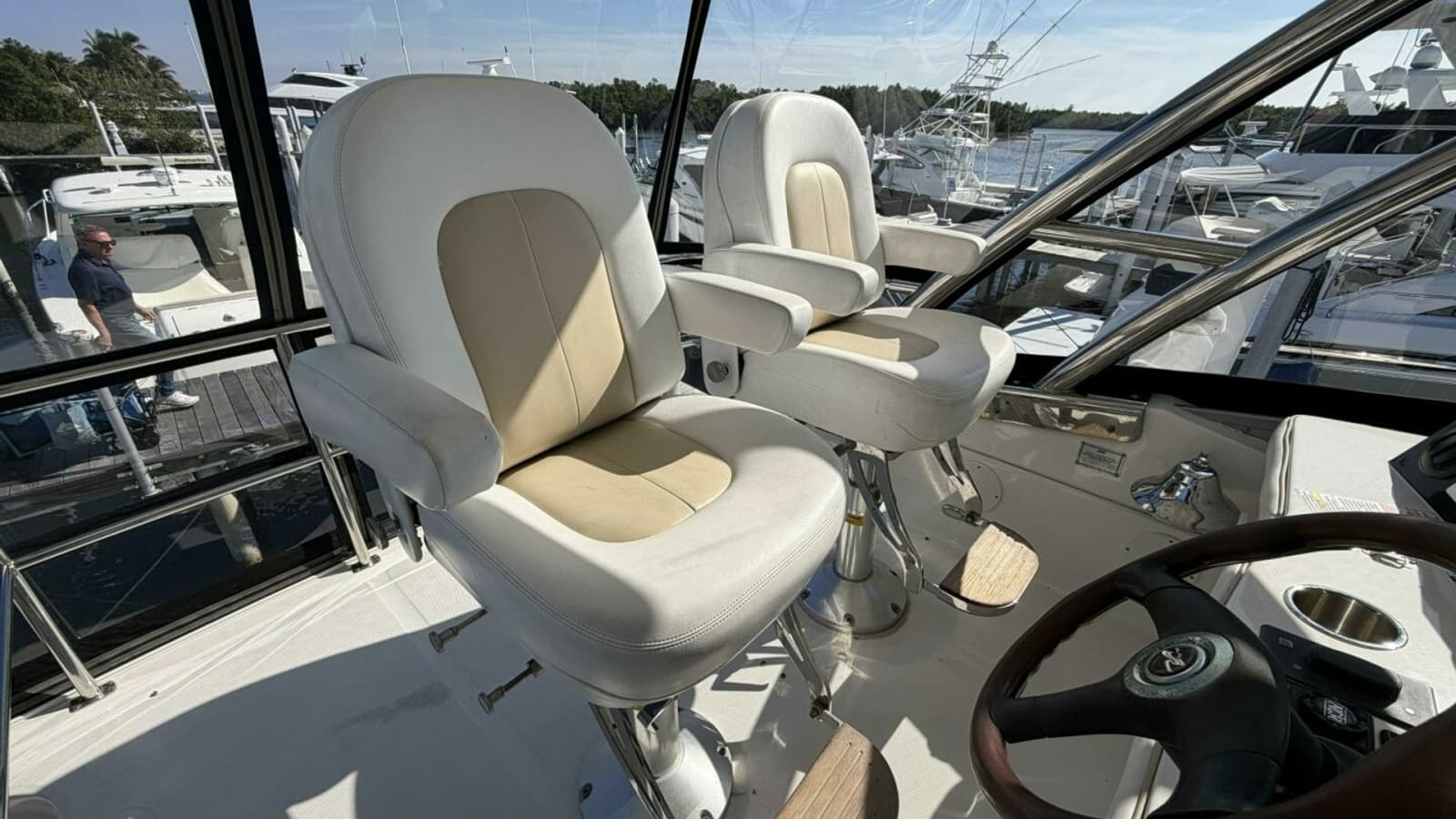 2008 Sea Ray 47 Sedan Bridge - Photo 9