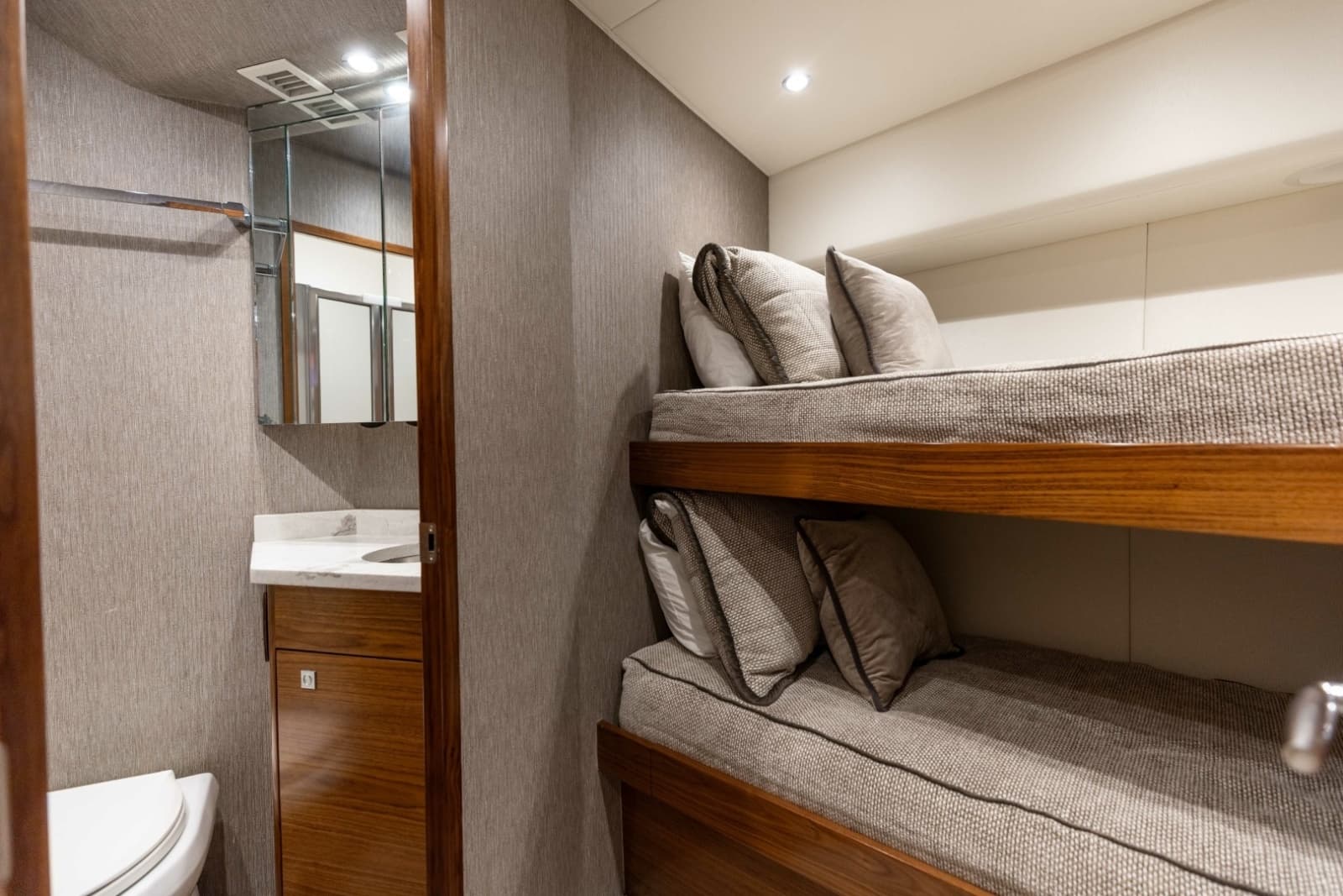 2023 Viking 72 Convertible - Photo 53