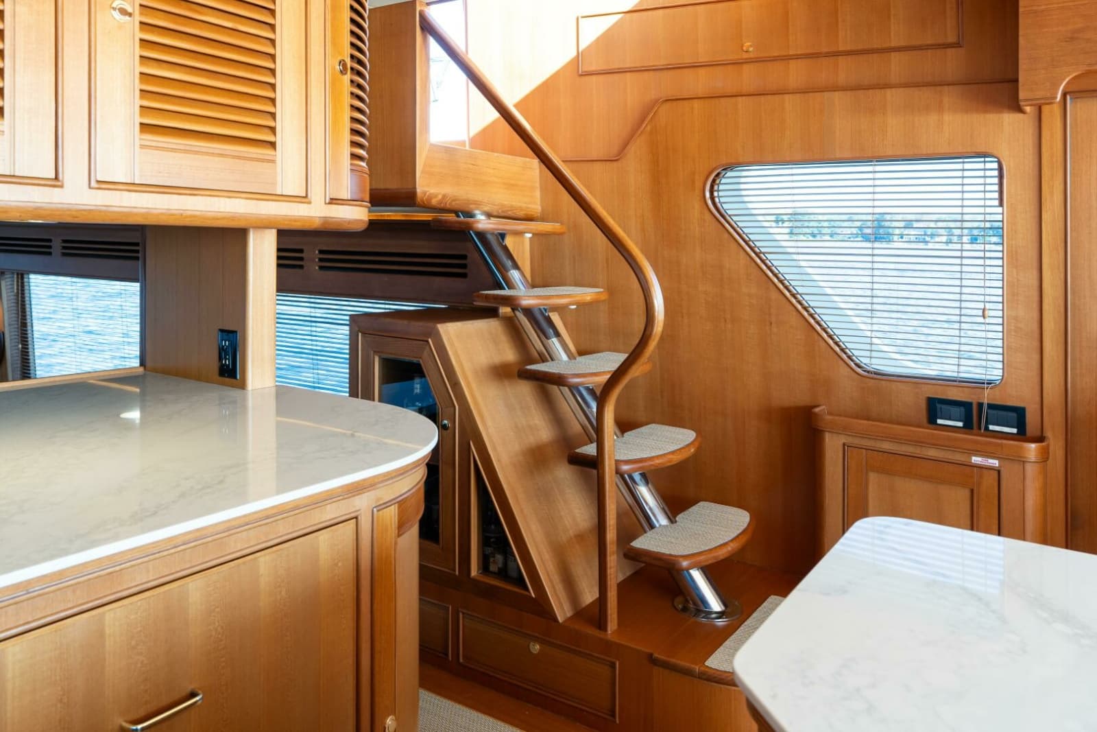 2007 Marlow 72 E-CB - Photo 32