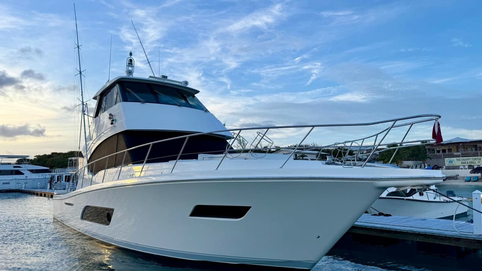 2021 Riviera 57 Enclosed Bridge - Photo 31