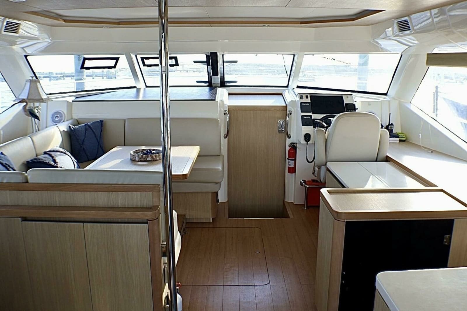 2018 Aquila 44 Yacht - Photo 9