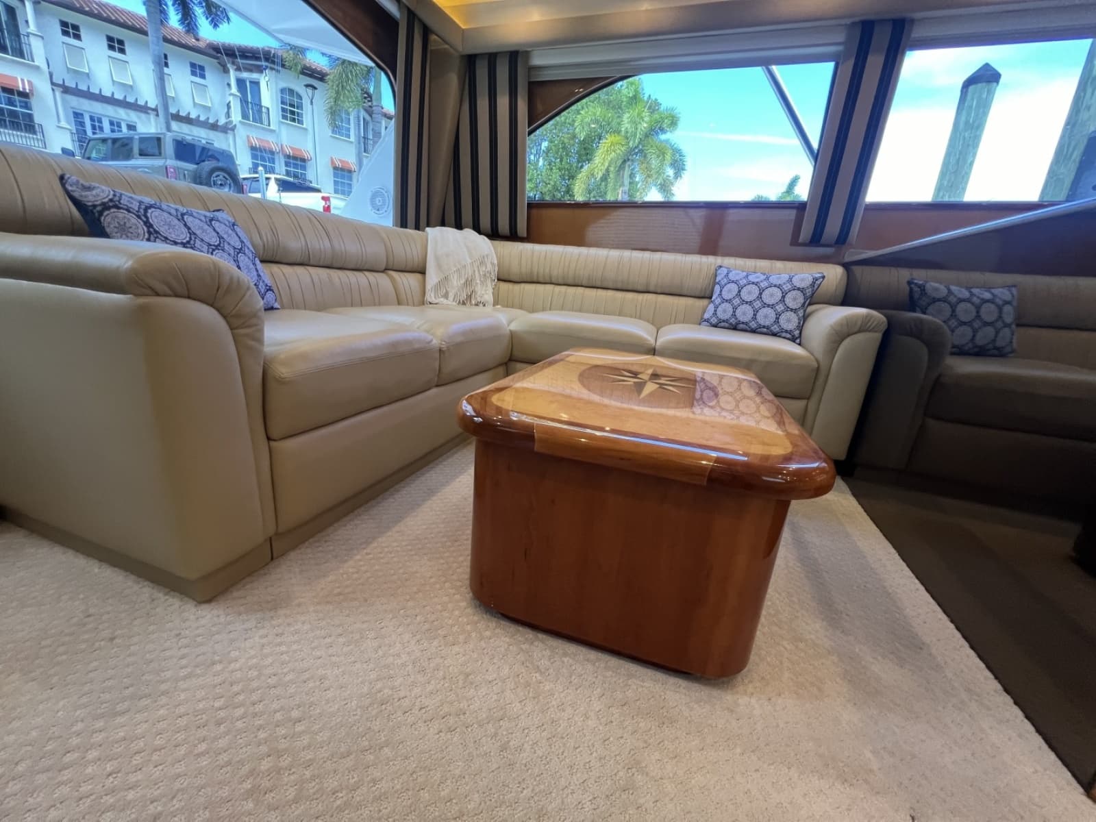 2003 Viking 52 Convertible - Photo 22