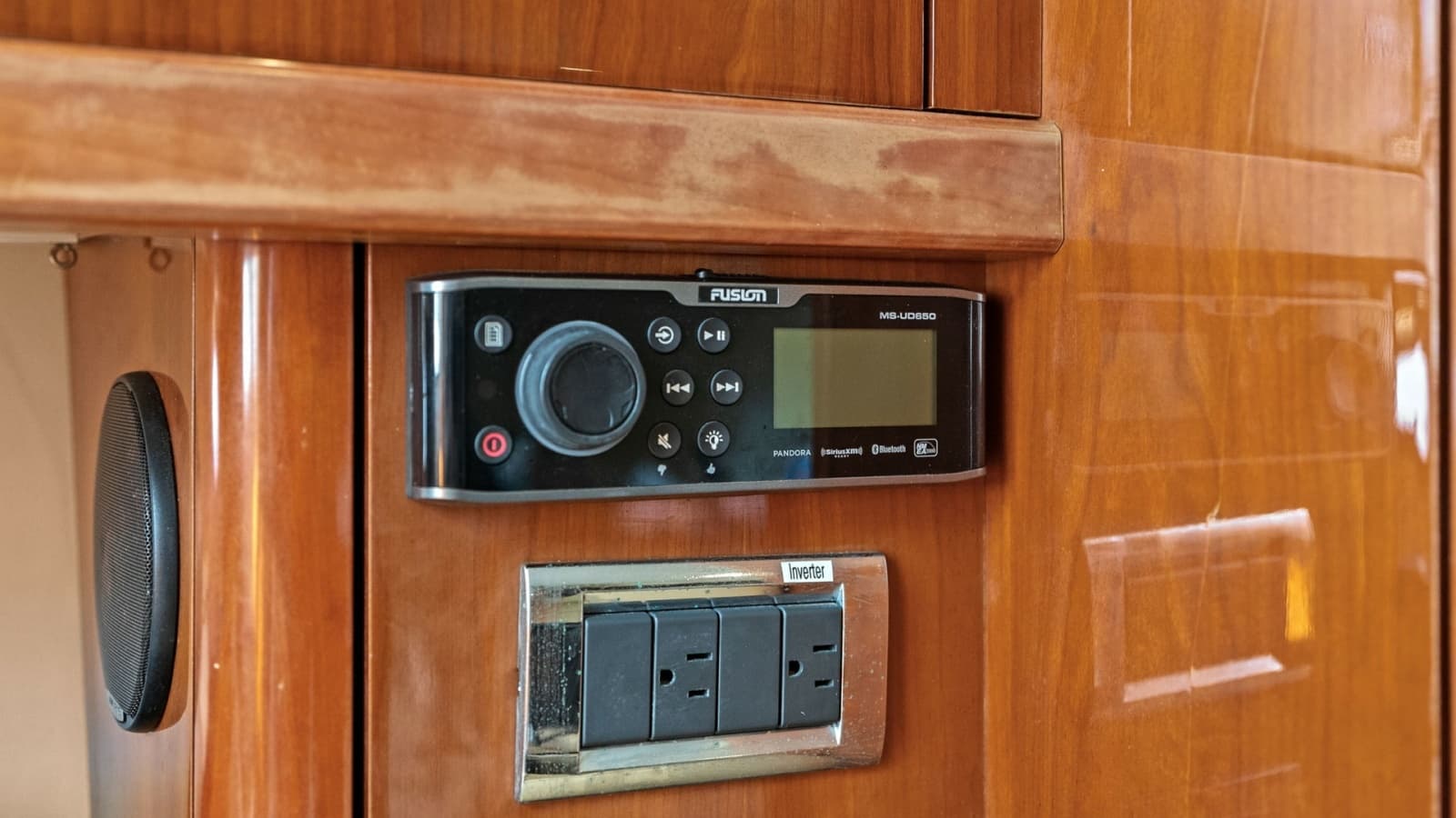 2005 Sunseeker 37 Sport Tower - Photo 20