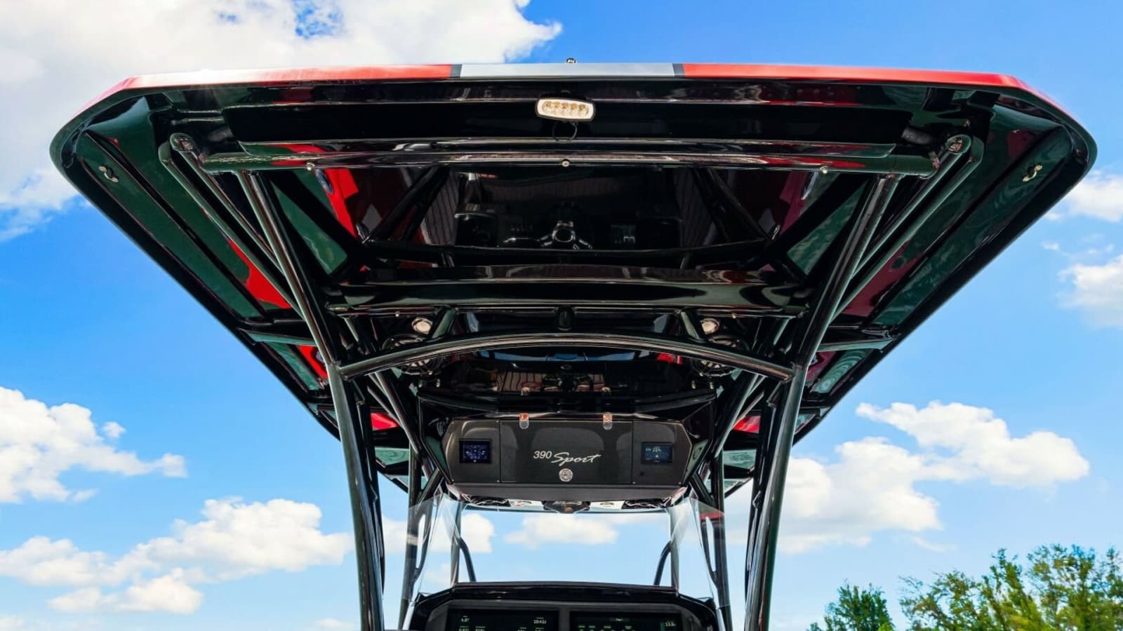 2022 Nor-Tech 390 SS - Photo 9