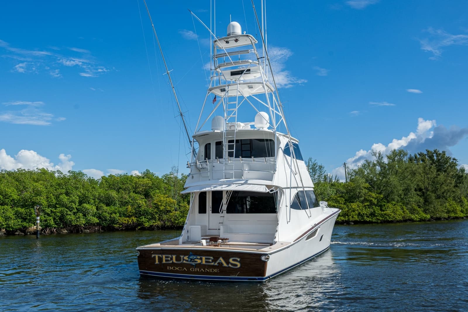 2011 Viking 76 Enclosed Bridge - Photo 124