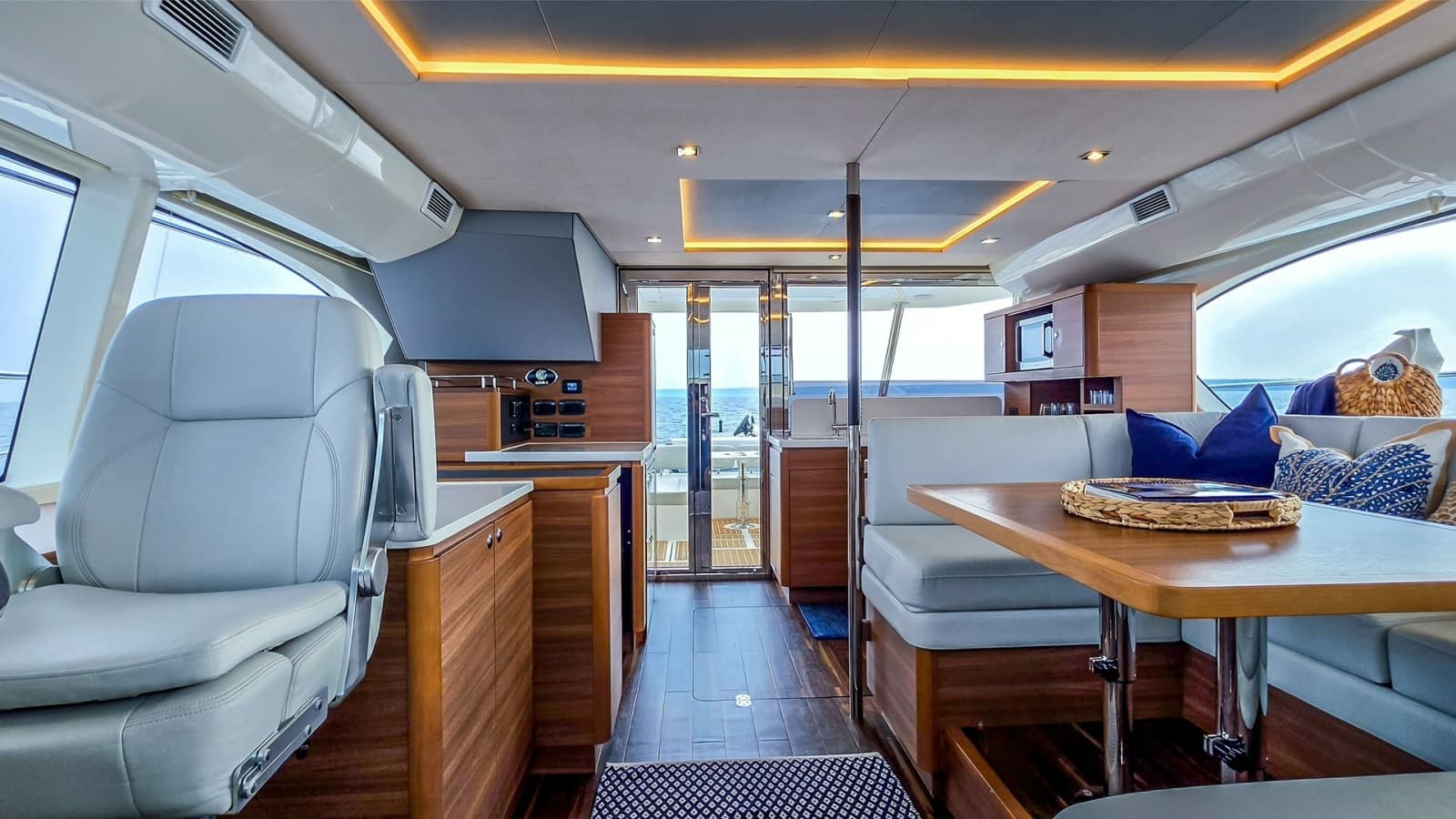 2023 Aquila 44 Catamaran - Photo 7