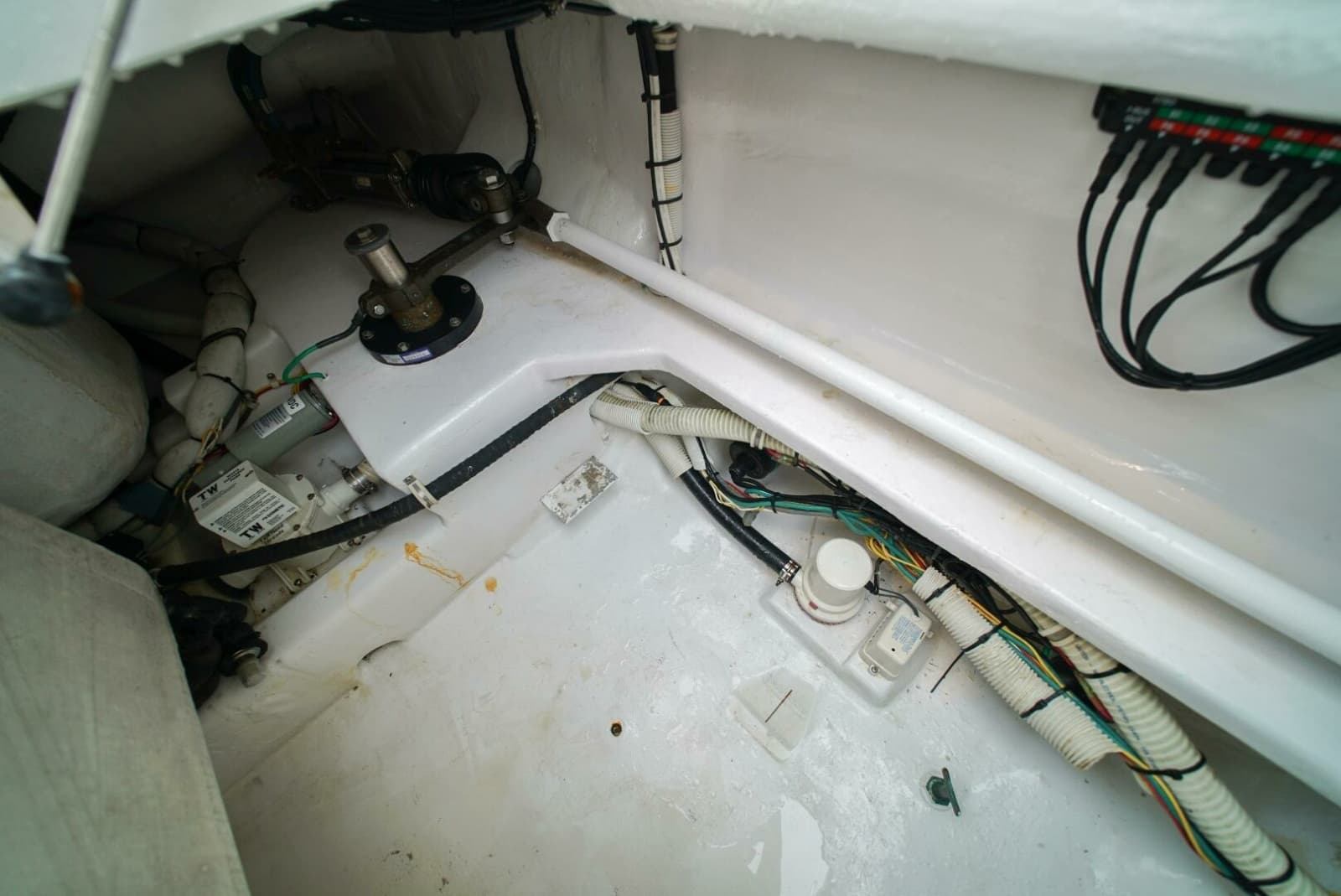 2007 Viking 45 Convertible - Photo 51