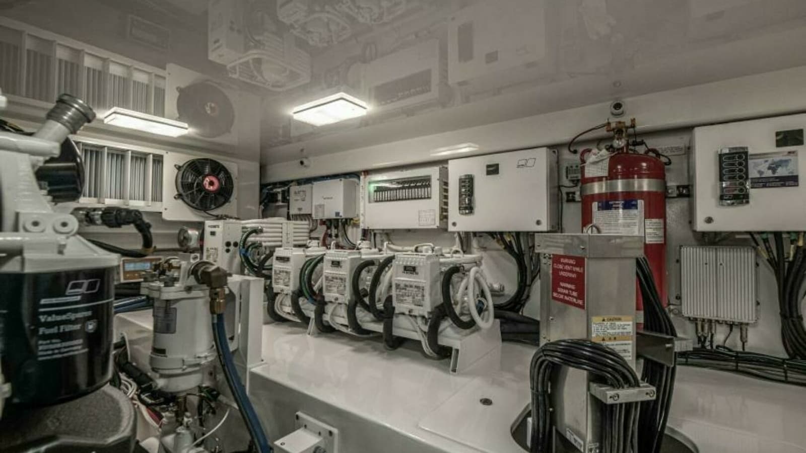 2023 Viking 64 Convertible - Photo 58