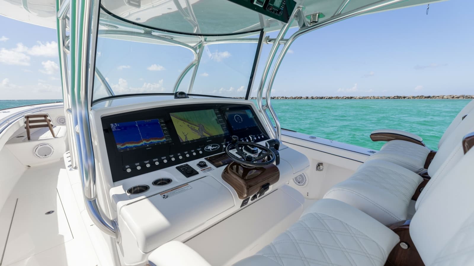 2025 Valhalla Boatworks V-41 Center Console - Photo 19