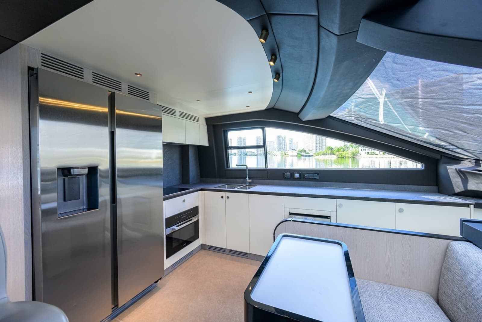 2024 Azimut Fly 78 - Photo 29