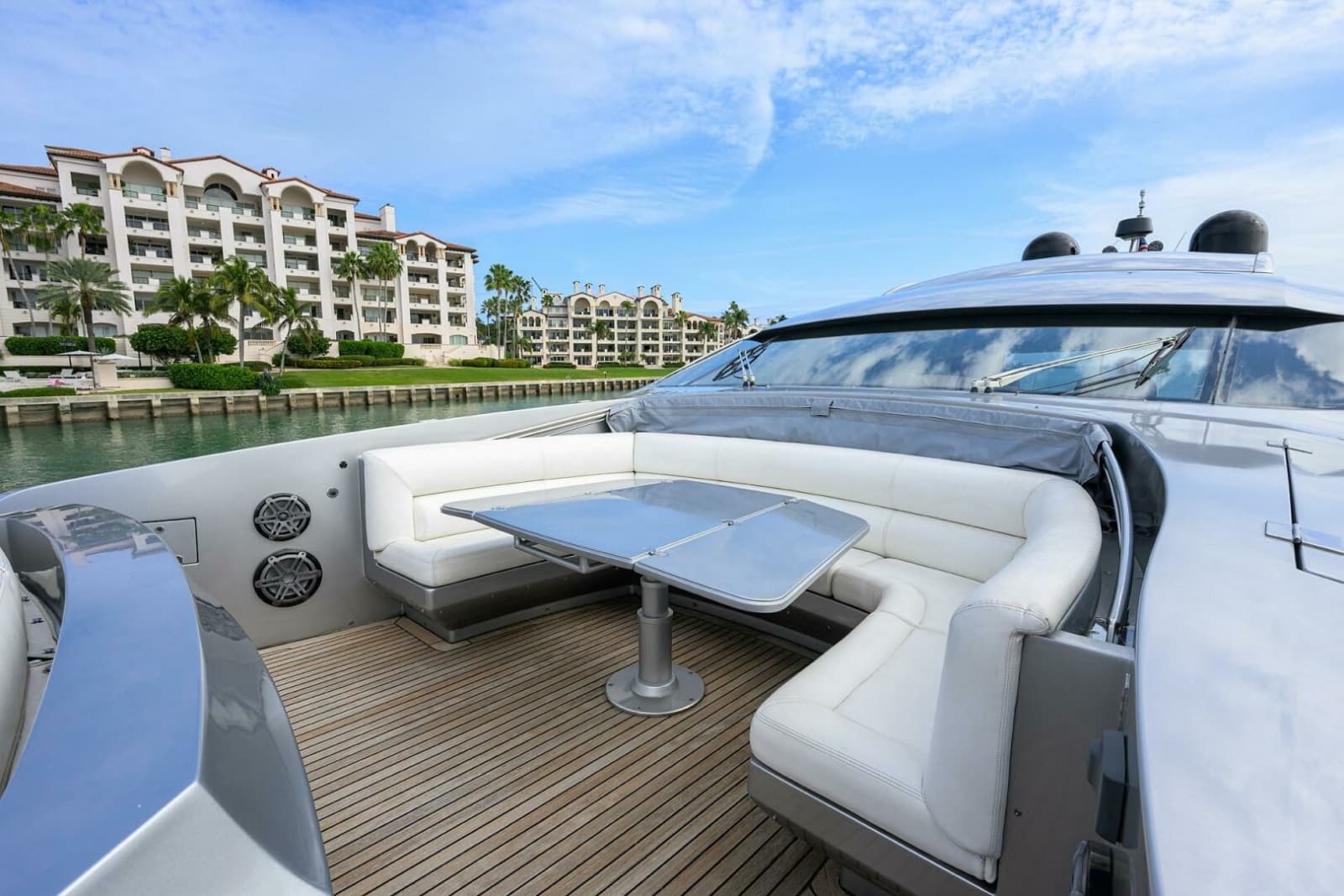 2009 Pershing 90 Express - Photo 42