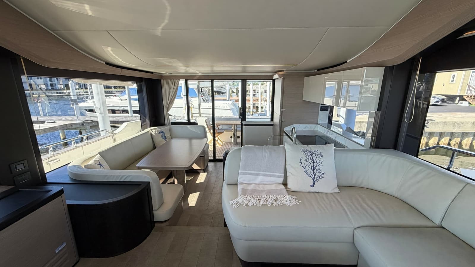 2026 Absolute Navetta 58 - Photo 13