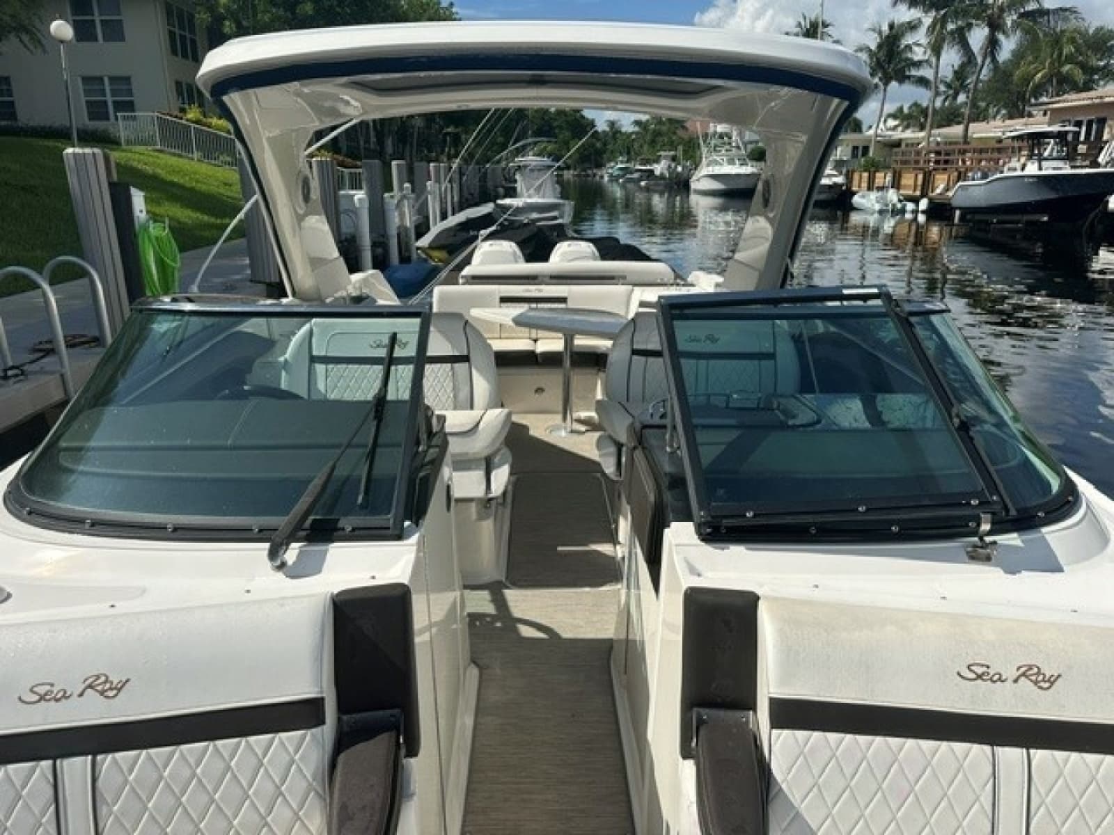 2018 Sea Ray SLX 310 - Photo 11